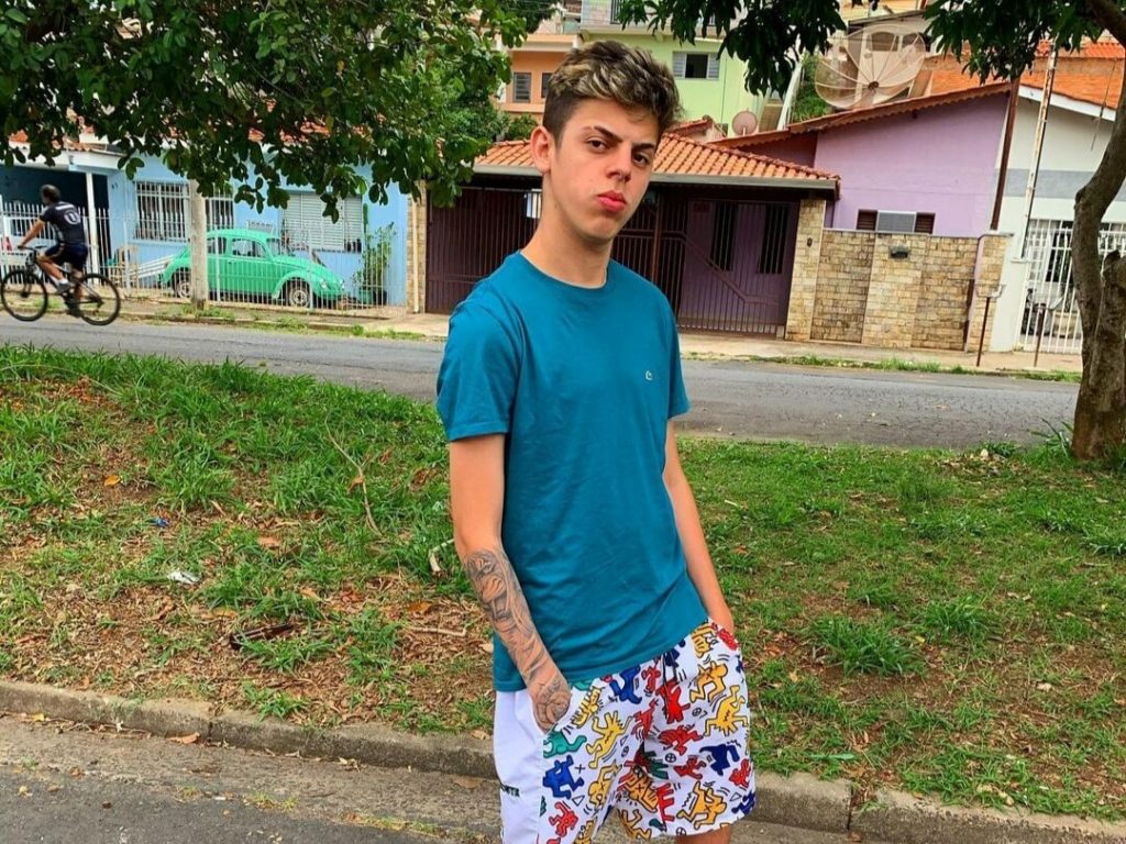 Gizão Está Fora da red Canids