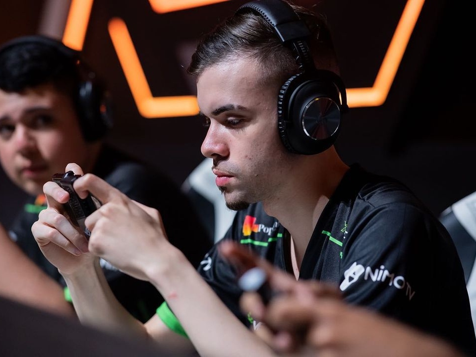 Phoenix Fora da SS e com Novo Time Encaminhado?