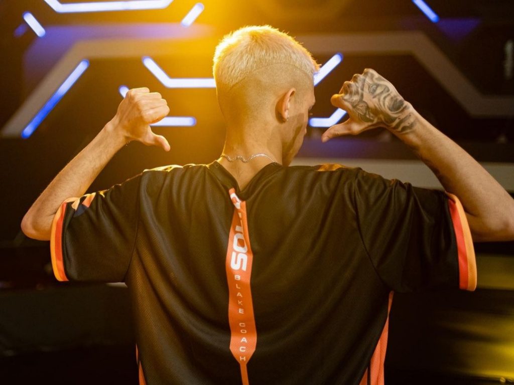 Ex Coach da Team CodaSolid, Blake está Aberto a Proposta