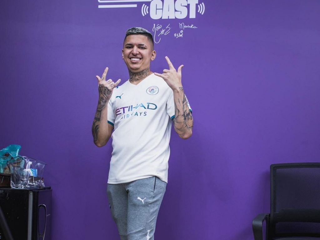 Influenciador Elton Faz Apelo a Garena
