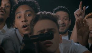 Integrantes do Fluxo Aparece em Clipe de Música do MC Poze do Rodo 1
