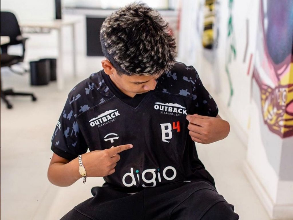 B4 eSports se Despediu do Jogador Prozin