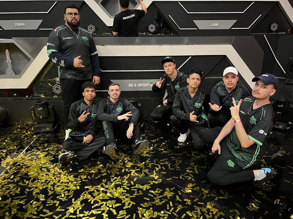 Phoenix se juntará à MTS e BuToN na Team Liquid 1 Phoenix se juntará à MTS e BuToN na Team Liquid 1