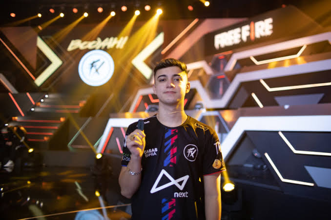 Syaz foi Indicado a Jogada do Mês no Esports Awards 2