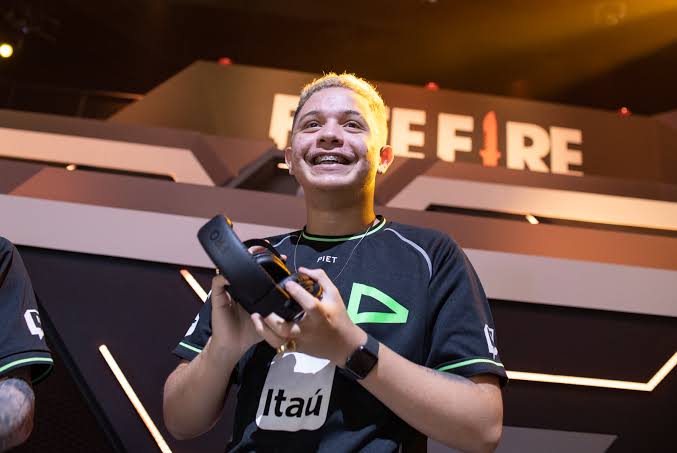 Cauan Ultrapassa JapaBkr e se Torna Jogador com Mais Abates na LBFF 3