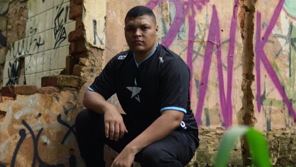 Treinador de Equipe da Série B é Acusado de Agressões pela Ex-Namorada 5