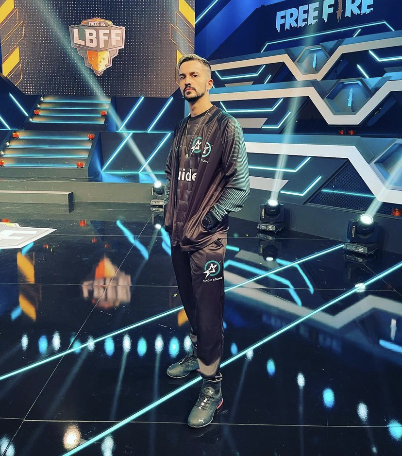 Analista e Coach PutsGrilo Anuncia Saída da Magic Squad 2