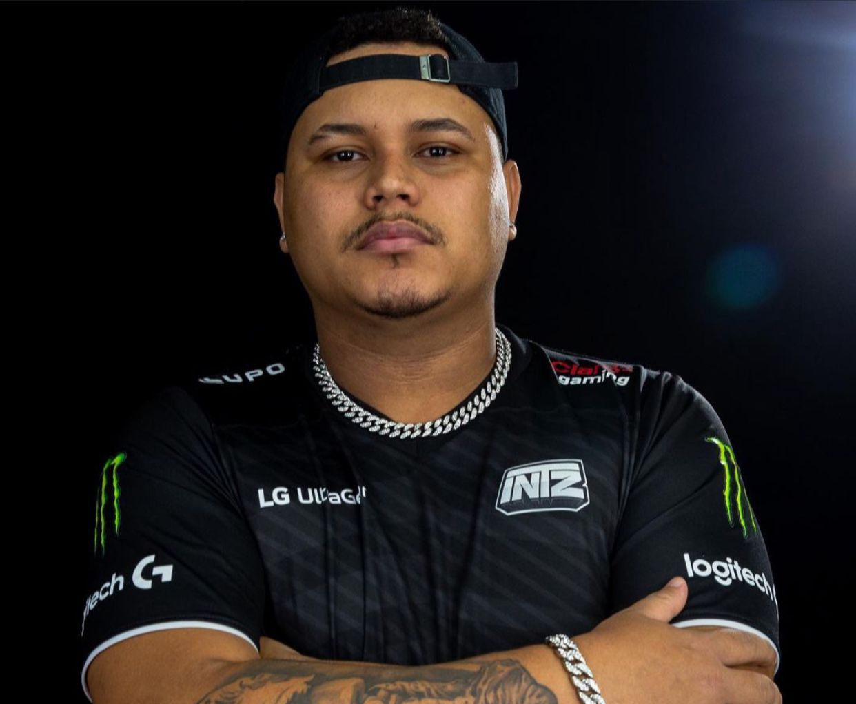 Nachus desabafa e diz que dará pausa no Free Fire 2
