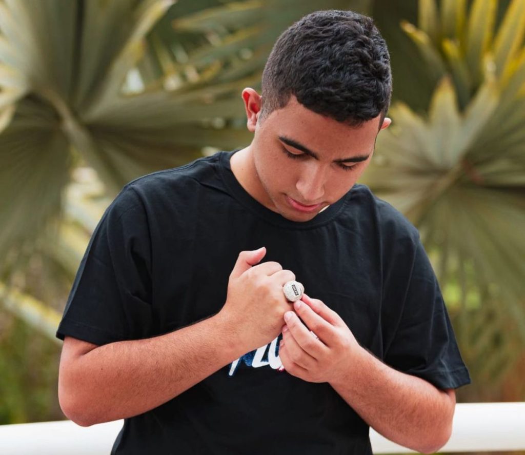 Fluxo Anunciou a Saída do ItachiBKR, jogador da Base da Organização