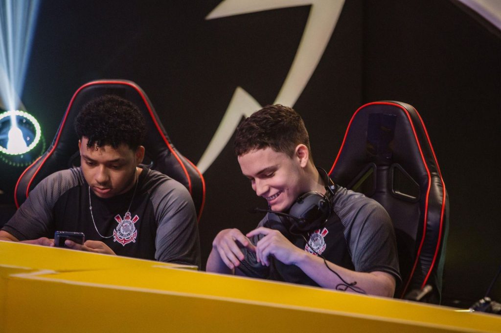 CHOKBR: Corinthians Esports consegue primeira vitória na competição