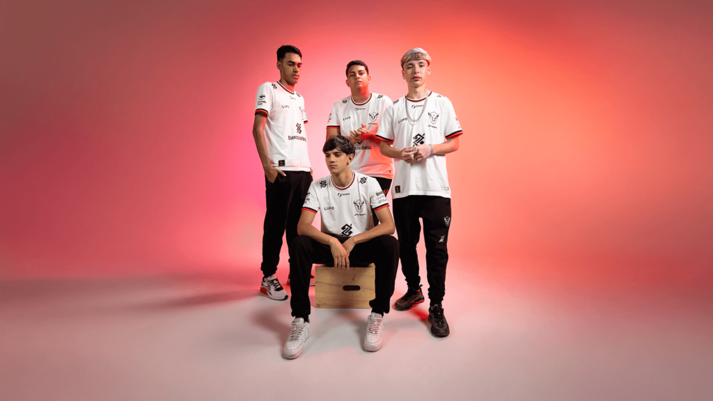 W7M esports retorna ao Free Fire e anuncia line-up oficial