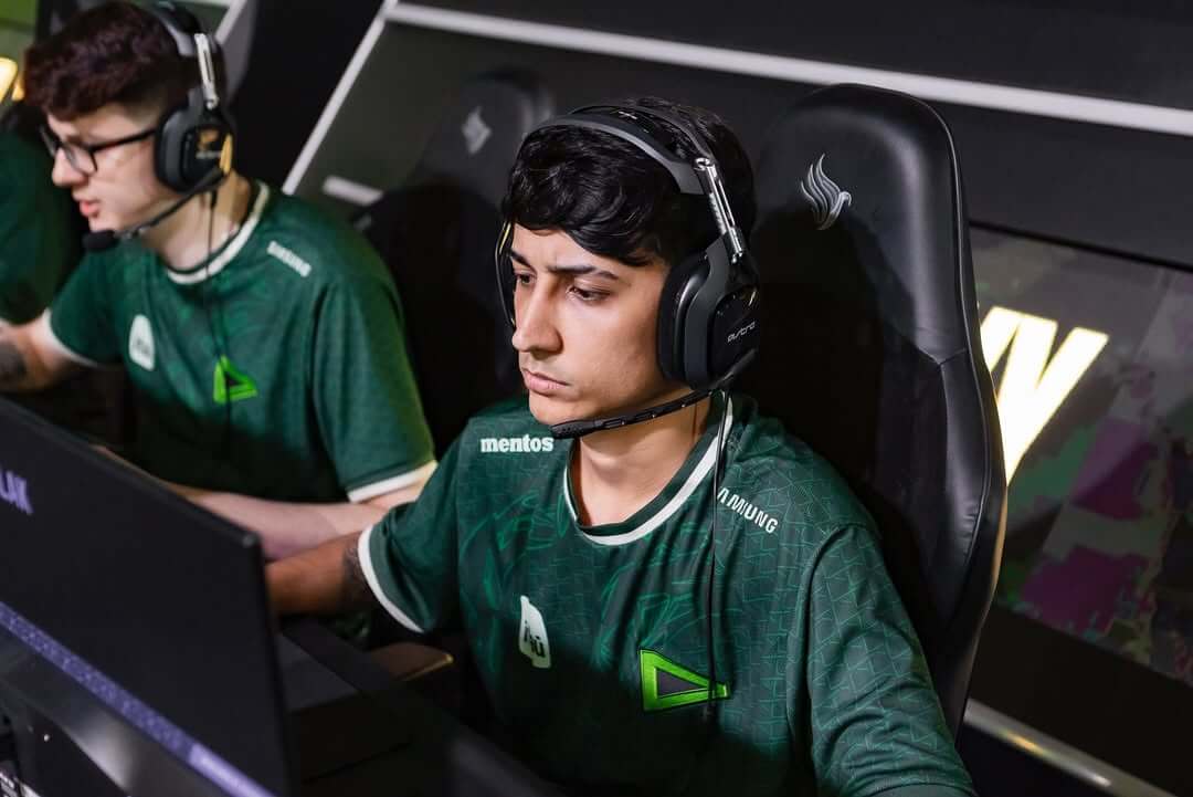 Bak vai montar um novo time